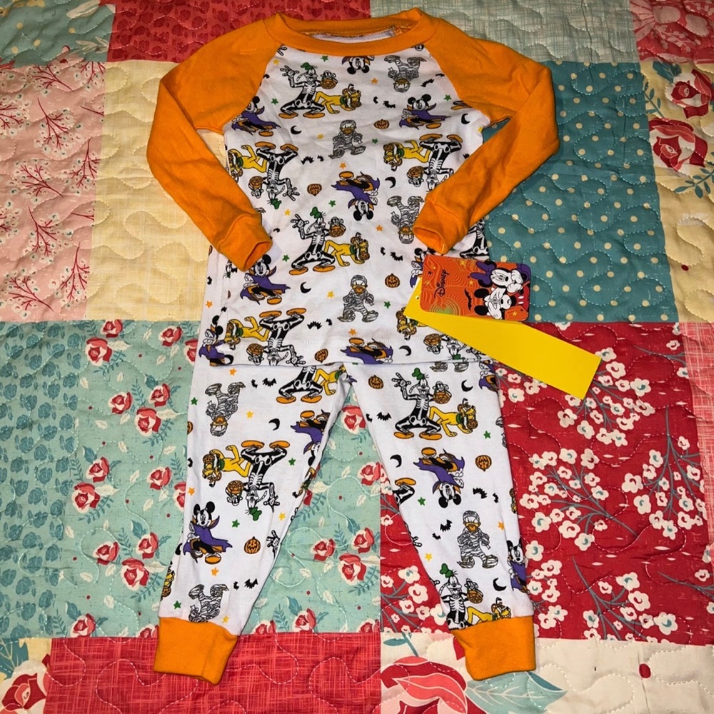 🎃 Mickey Mouse Halloween Baby Boys Girls Size 18 months Pajamas PJs New NWT